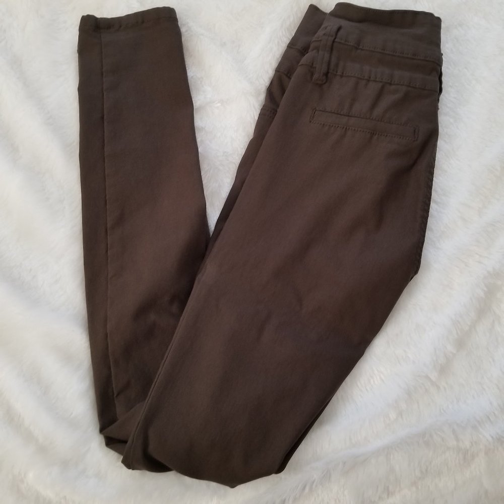 YMI Hyperstretch Skinny Jeans Brown Size 5